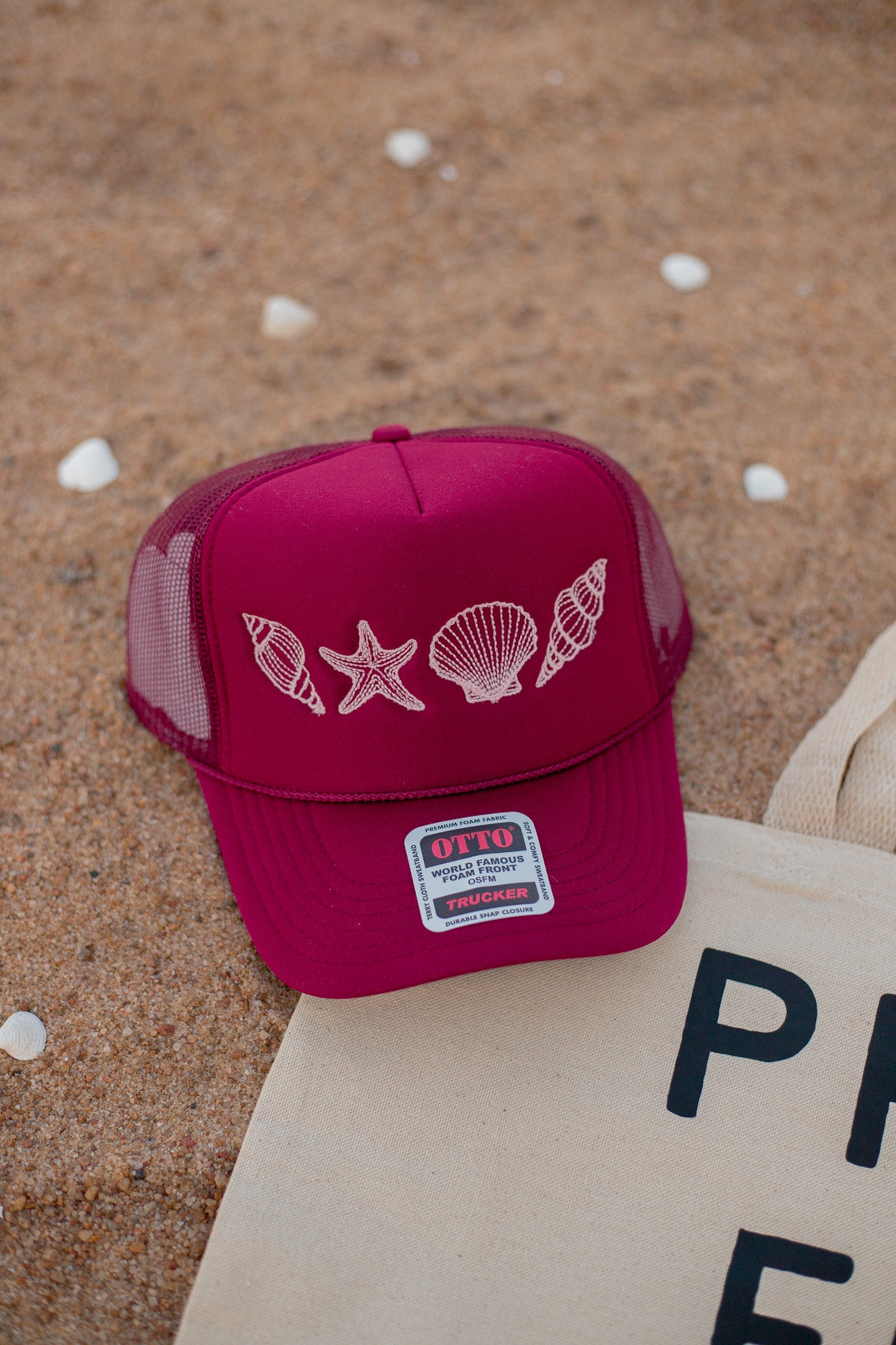 SEASHELL HAT - BURGUNDY