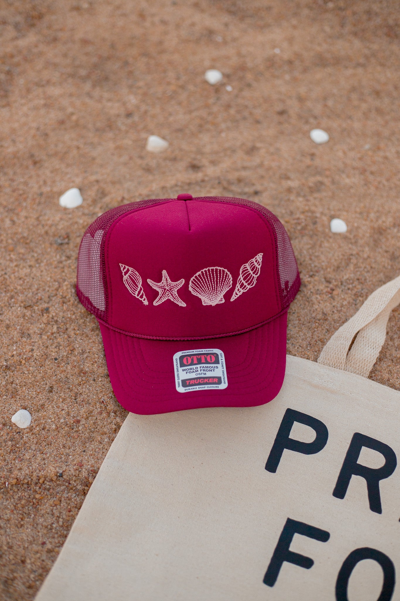 SEASHELL HAT - BURGUNDY