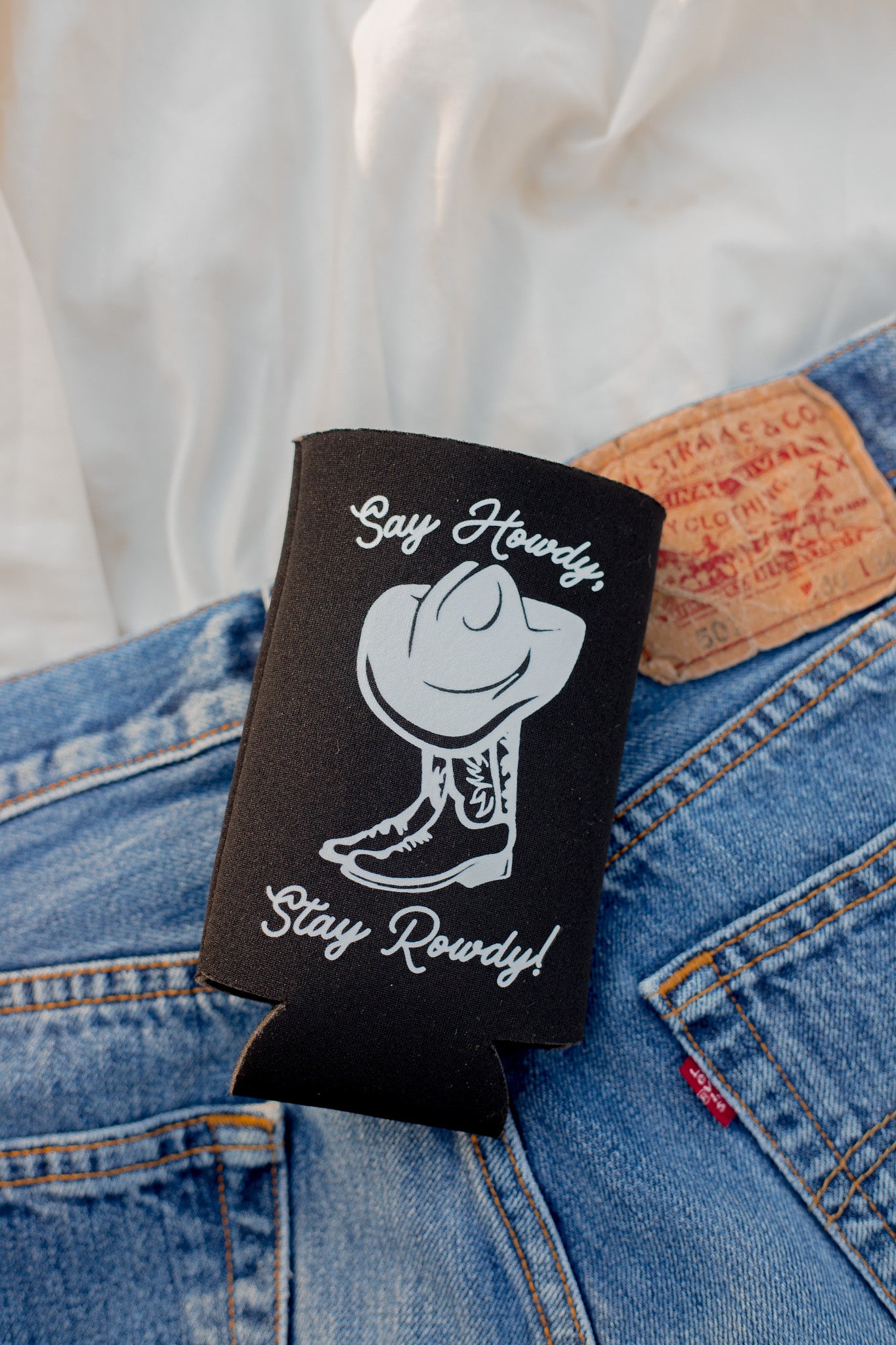 SAY HOWDY DRINK COOZIE