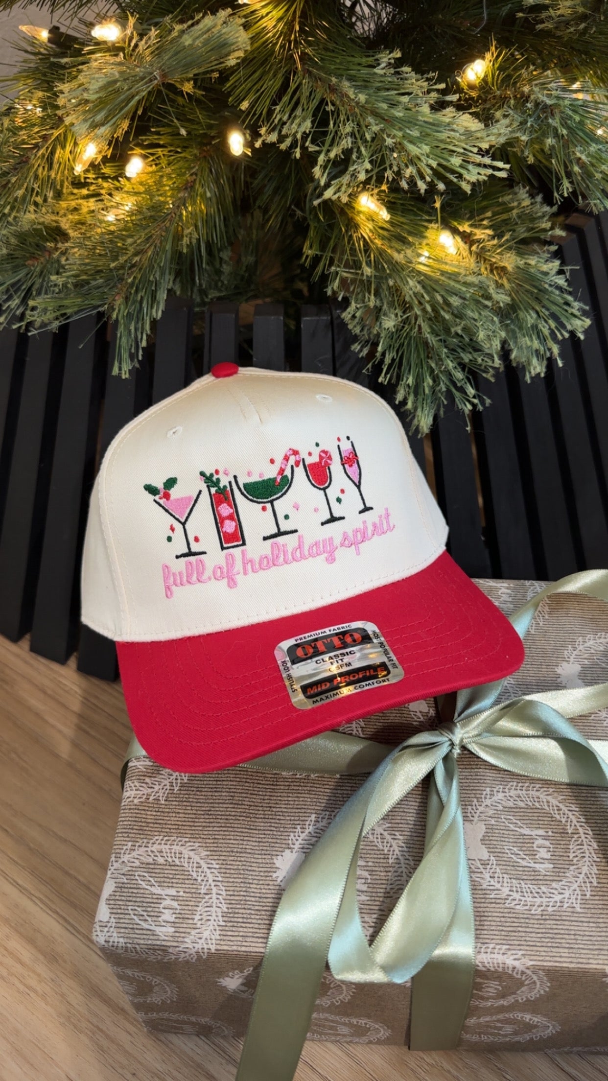 Full of Holiday Spirit Hat