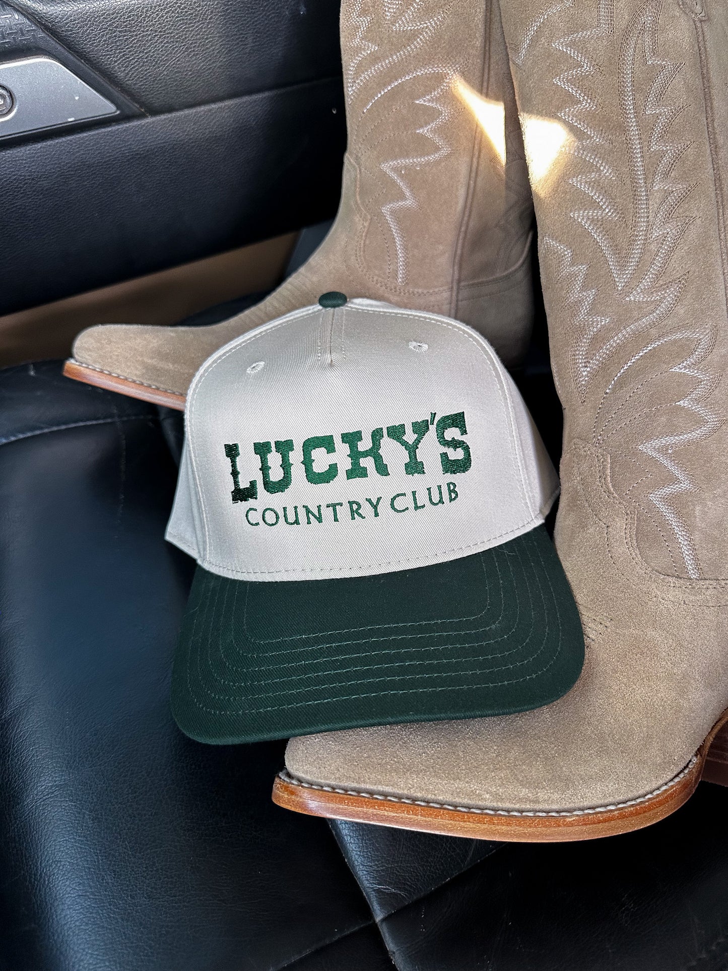 Lucky's Country Club